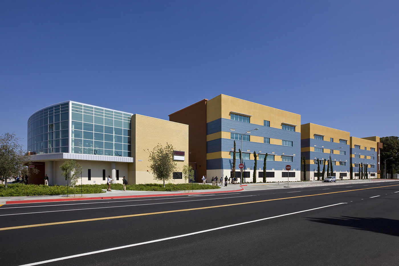 Los Angeles Unified School District South Region Academy of Multilingual Arts and Sciences